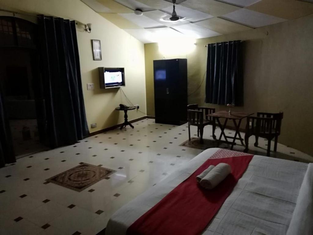 Kajipuria Resort Gajraula Ngoại thất bức ảnh